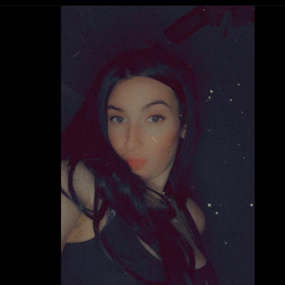 Meet your Posher, Alyse